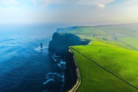 Cliffs of Moher Day Tour fra Limerick: Inkludert The Wild Altanic Way