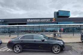 Privater Autoservice vom Flughafen Shannon zum Lough Rynn Castle Estate