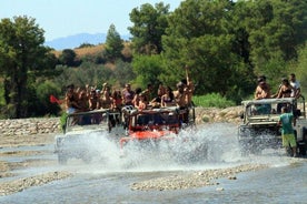 Safari in Jeep ai villaggi dal porto/hotel di Kusadasi