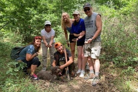 Truffle Hunting with Lunch or Dinner in Chianti