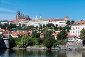 Prag Super Saver: Lobkowicz Palace tónleikar auk Lobkowicz Palace Museum Aðgangsmiði