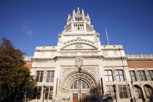 Victoria and Albert Museum