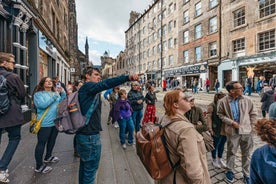 Edinburgh: Gangan um Gamla Bæinn - Saga og Sögur