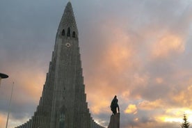 Principais pontos turísticos e pontos ocultos de Reykjavik: uma caminhada de áudio autoguiada