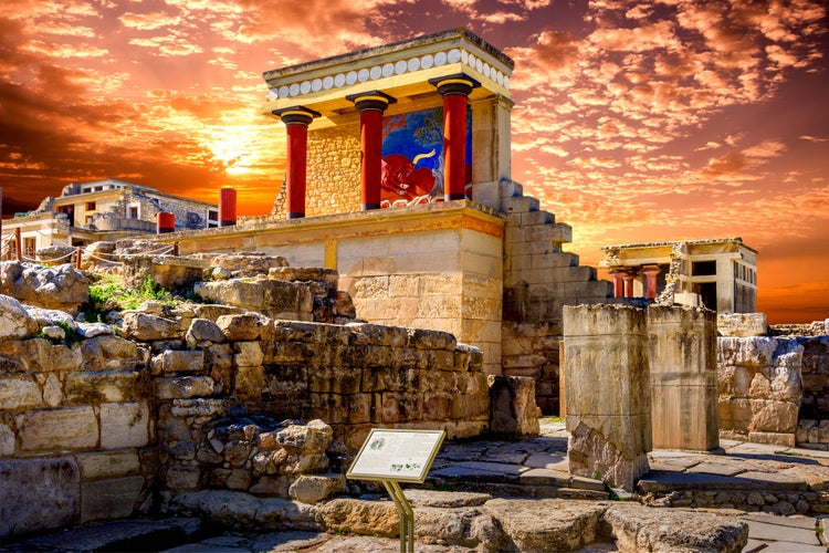 Palace of Knossos.jpg