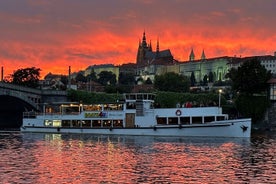 2 Hour Prague Cruise with Lunch