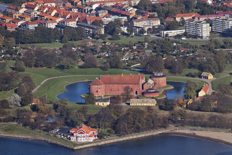 photo of aerial photograph of Swedish town of Landskrona and its citadel.