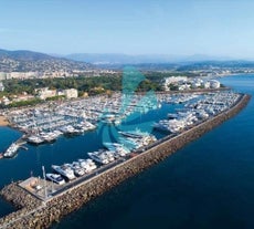 photo of an aerial view of Château de la Napoule and Mandelieu-la-Napoule is a commune in the Alpes-Maritimes department in the Provence-Alpes-Côte d'Azur region in southeastern France.