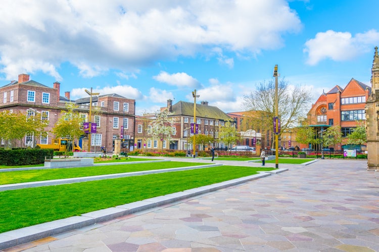 Photo of square in front of the cathedral in Leicester, England.