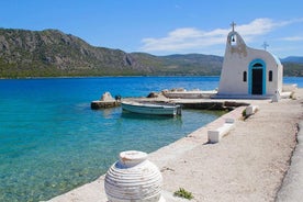 Explora el lago azul y el templo de Hera