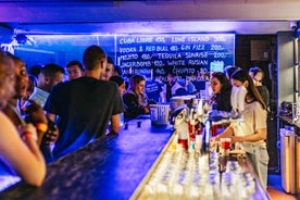 Prague: Pub Crawl with free unlimited cocktails