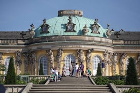 Warnemünde Shore Excursion: Einkarekstur til Potsdam