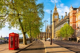 Photo of Westminster palace (Houses of Parliament) and Big Ben tower, London, UK.