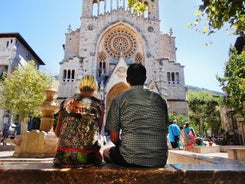 Valldemosa和Soller游览谷在马略卡岛