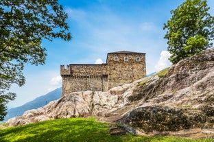 Sasso Corbaro Castle