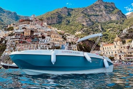 Location de bateaux sur la côte amalfitaine sans permis ou avec skipper