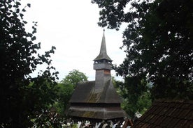 From Sighetu Marmatiei: Maramures and Barsana Monastery Tour