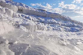 Prelievo dalla stazione degli autobus di Denizli incluso Tour della guida giornaliera di Pamukkale