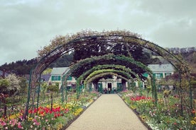 Transfer privado de Paris à Normandia com parada em Giverny