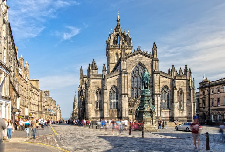 Photo of St Giles Cathedral in Edinburgh , Scotland.