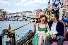 Sesión de fotos privada en góndola personal en Venecia