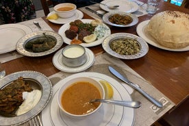 Tour gastronomico privato di Istanbul in Asia e in Europa. Tour gastronomico a piedi di Istanbul.