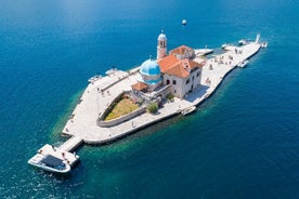 Tour Kotor - Perast Old Town - Eiland Onze-Lieve-Vrouw van de Rotsen - Elke 2 uur