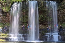 Guidet vandretur af de seks Brecon Beacons-vandfald fra Cardiff