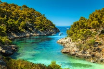 Cassis travel packages