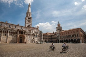 Modena Private Walking Tour with a Local Guide & Tigella Tasting