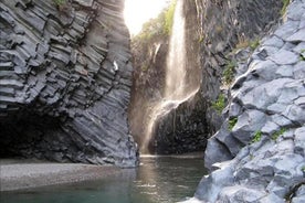 埃特纳火山和阿尔坎塔拉全日游