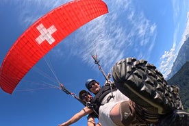 Panorama paragliding male