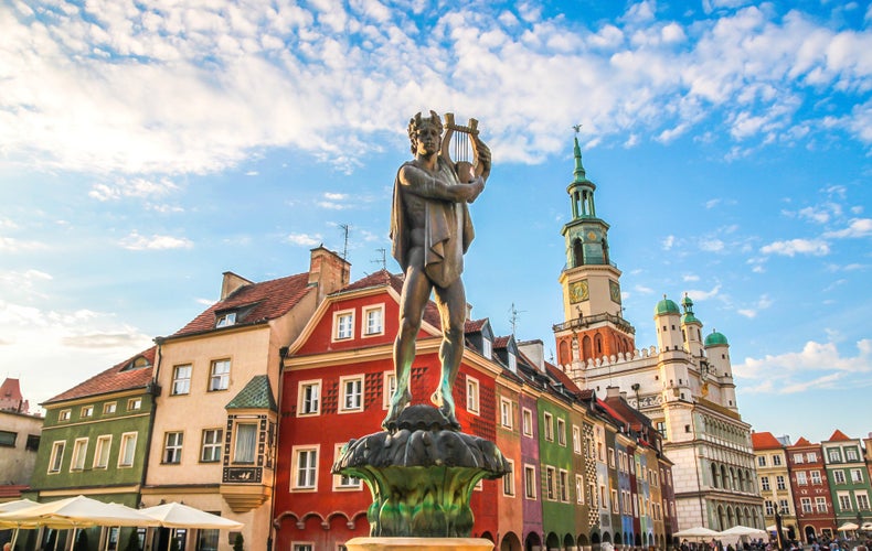 Photo of fountain with statue of Apollo in old town square, Poznan, Poland.