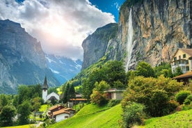 Einkatúr: Frá Zürich til Interlaken & Lauterbrunnen Dals