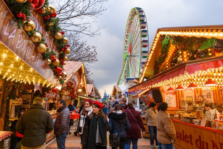 Christmas market in Tuileries Gardens, Paris, France.jpg