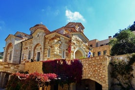 Monasterio: olivo antiguo y visita privada a la cervecería cretense desde Chania