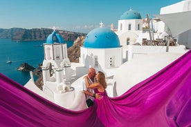 Sesión de fotos del vestido volador de Oia Santorini