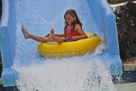 Aquapark Costa Teguise miðar með valfrjálsu millifærslu