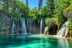 Šibenik to Zagreb private transfer with Plitvice Lakes Tour