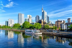 Frankfurt MAIN TOWER med billetter, guide og tur i gamlebyen