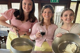 Clase de cocina en la costa de Amalfi: preparar pasta, mozzarella y tiramisú