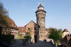 Balade à pied dans la vieille ville de Nuremberg