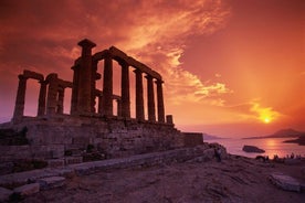 Excursão privada ao Templo do Poseidon / Cabo Sounio e Lago Vouliagmeni