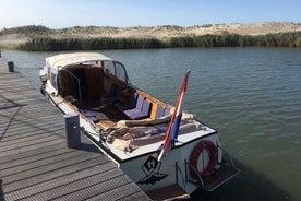 Bezoek de haven van Nederland met de elektrische watertaxi in Hoorn