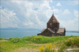 Yksityinen puolen päivän Sevan-järvi, Sevanavank-kierros Jerevanista