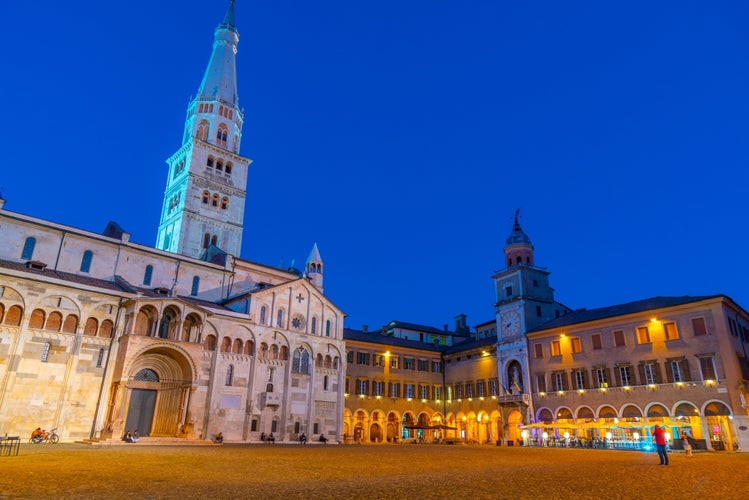 shutterstock_2343916989.jpg
