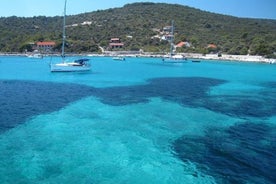 Halbtägige Besichtigung der blauen Lagune und der Stadt Trogir - private Schnellbootfahrt ab Split