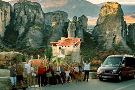 Athènes : excursion d’une journée aux Météores en anglais ou en espagnol et déjeuner assuré par une agence locale