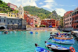 Cinque Terre Private Tour by Minivan and Ferry-Boat from La Spezia