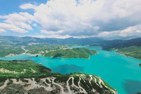 Tagesausflug von Tirana zum Bovilla-See und zur Bergwanderung durch den Gamti